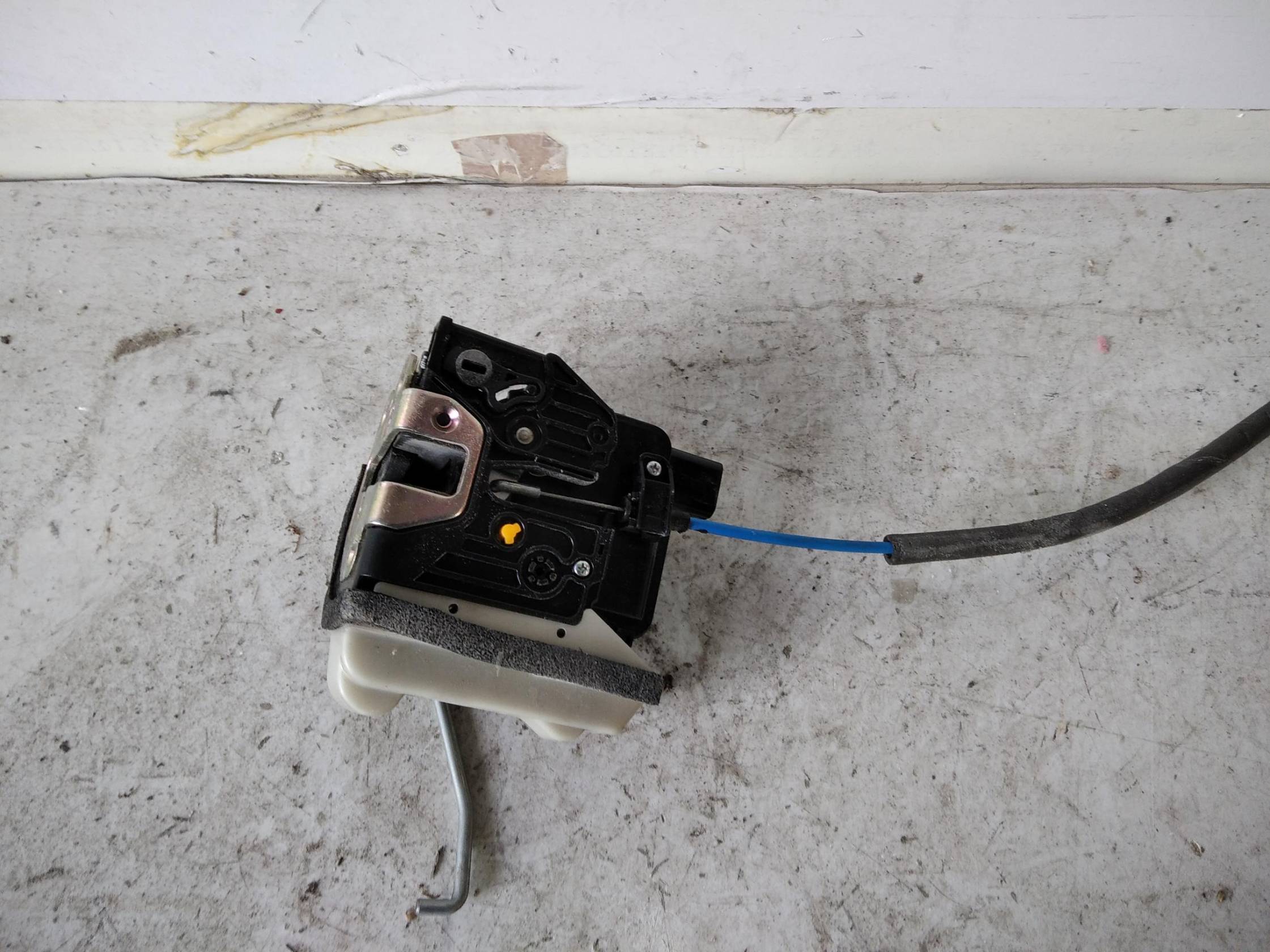 Serratura porta post. sx.